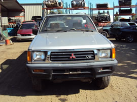 1994 MITSUBISHI PICK UP TRUCK MIGHTY MAX MODEL REGULAR CAB 3.0L V6 MT 4X4 COLOR SILVER 143658